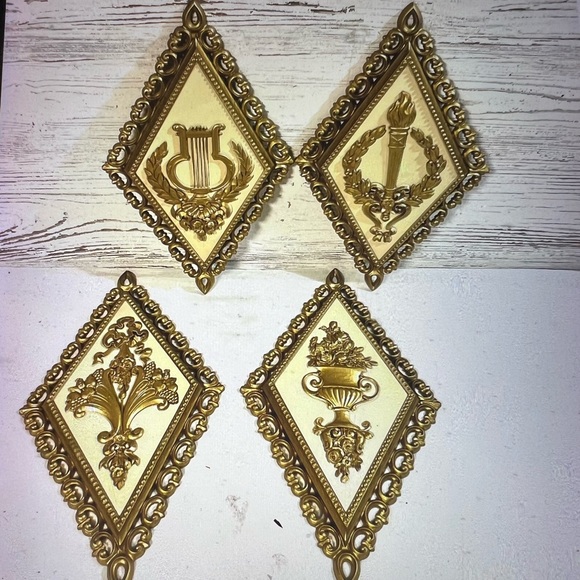 Homco Wall Decor Vintage Homco Wall Decor Plaques Gold Resin Poshmark